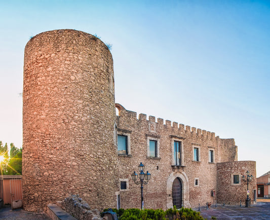 Accompagnamento Turistico nel Borgo + Museo Farmacia